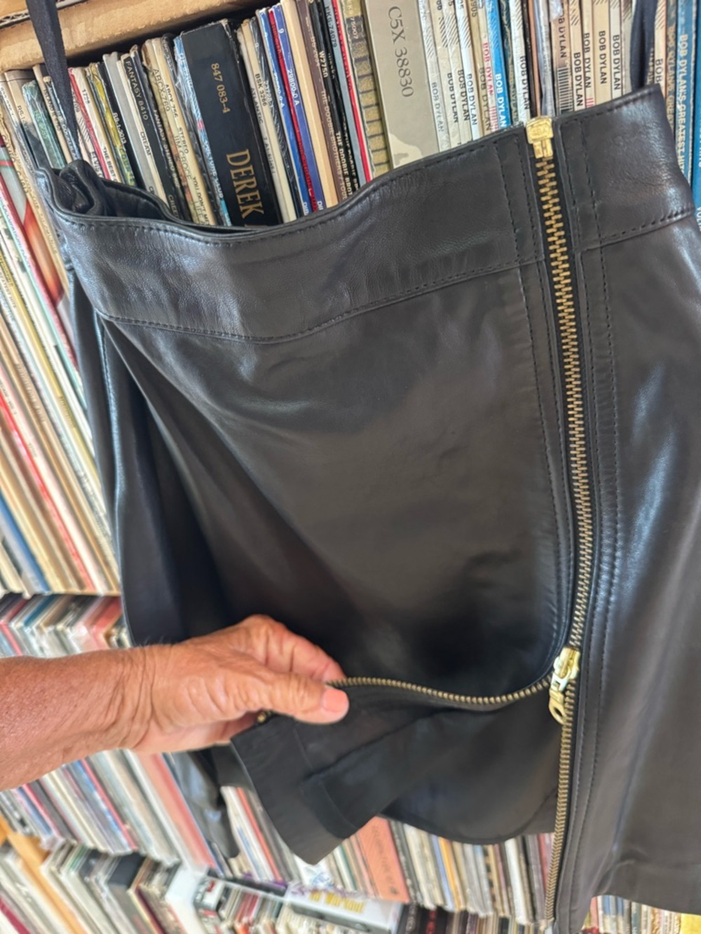 PRICE DROP:Andrew Marc RICH, LINED LAMBSKIN LEATHER Black FITTED MINI SKIRT, S